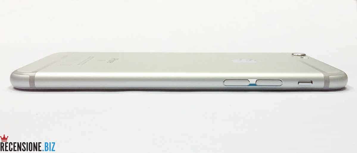 Recensione Apple iPhone 6S - Laterale sinistra con dettaglio su tasti volume e mute