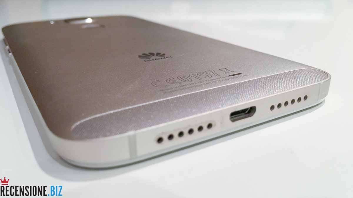 Huawei G8 - particolare posteriore